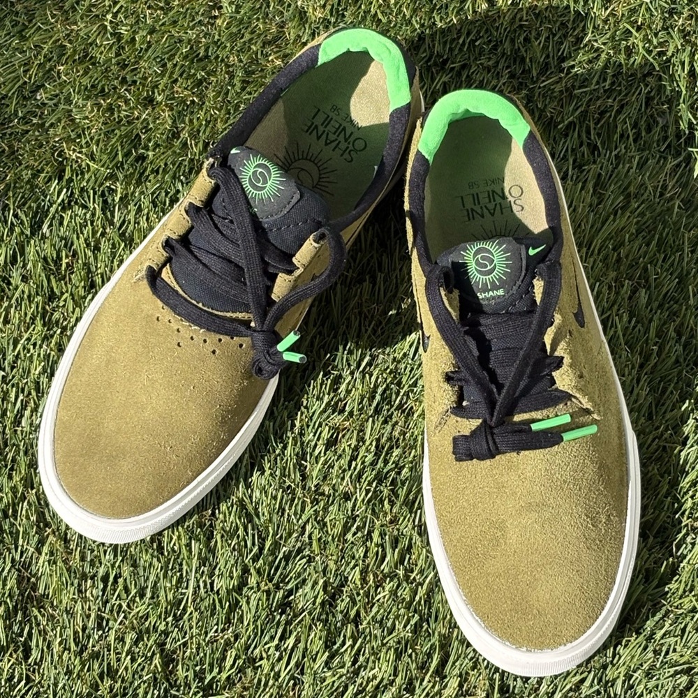 Nike SB Shane O’Neill Suede Sneakers - Picture 3 of 16